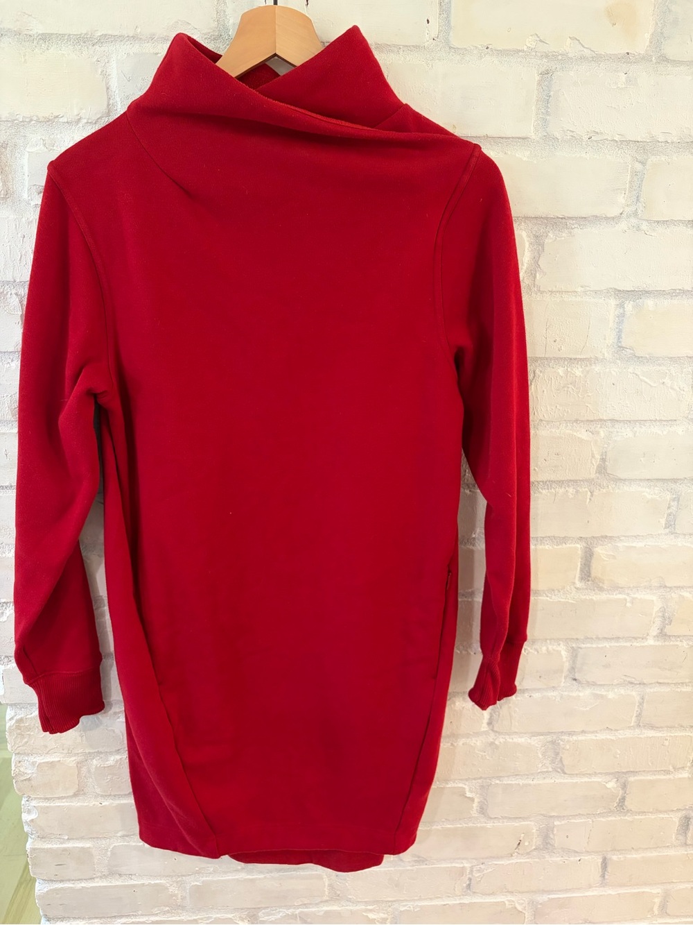 Athleta Cozy Karma mock neck dress with plush lining (B4)